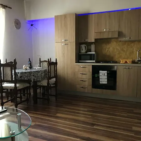 Apartment Mornar Kastela Exterior photo