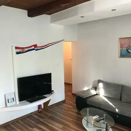 Apartment Mornar Kastela Exterior photo