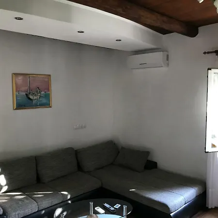Apartment Mornar Kastela Exterior photo