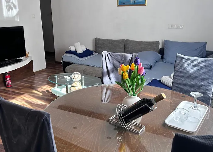 Apartment Mornar
