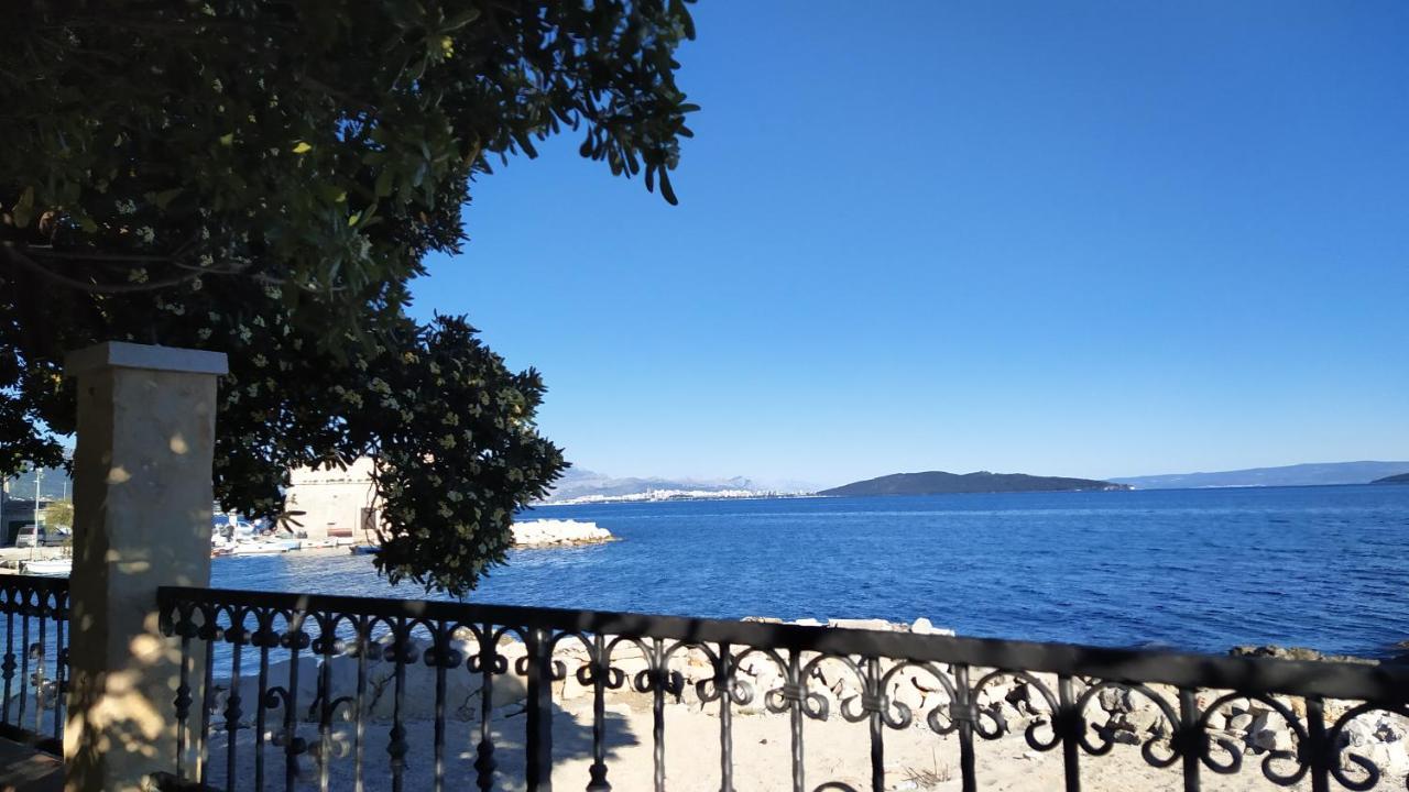 Mornar * Kastela