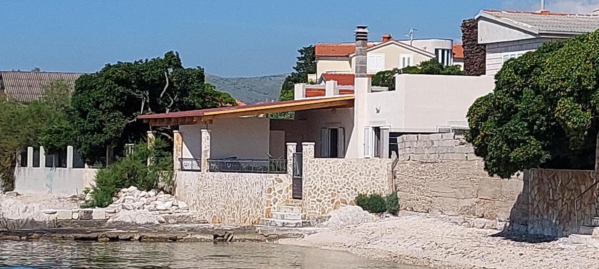 Apartment Mornar