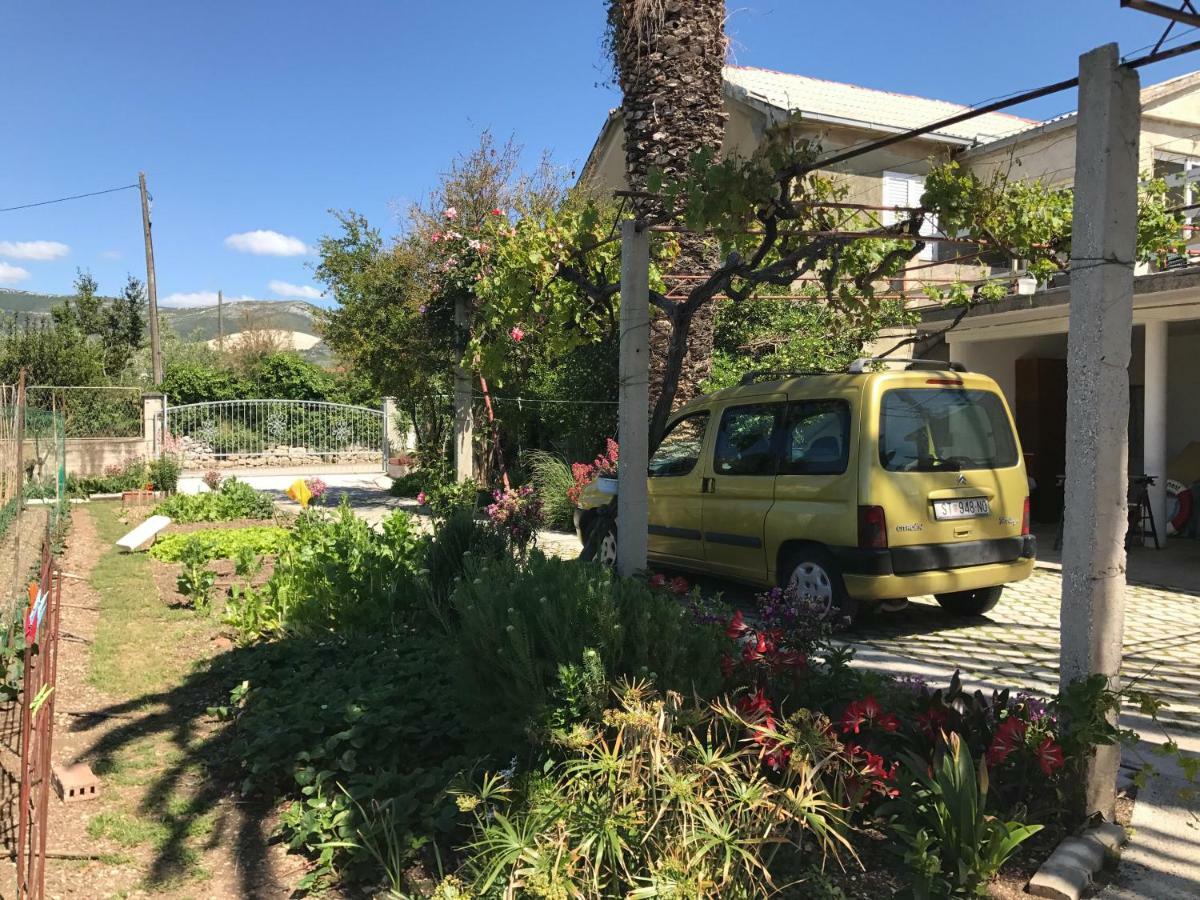 Apartment Mornar Kastela